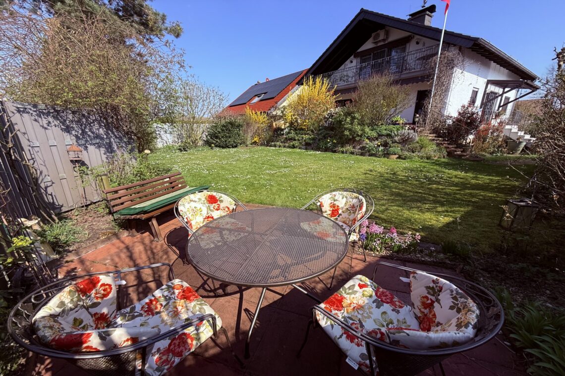 Hähn­lein – groß­zü­gi­ges, gepfleg­tes EFH