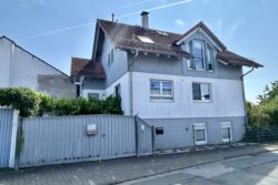 Hähn­lein – Frei­ste­hen­des EFH mit ELW