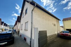 Bickenbach – freist. EFH mit Süd-Garten und Garage Bickenbach – freist. EFH mit Süd-Garten und Garage