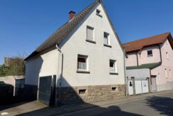 Hähnlein – Charmantes freistehendes EFH Hähnlein – Charmantes freistehendes EFH