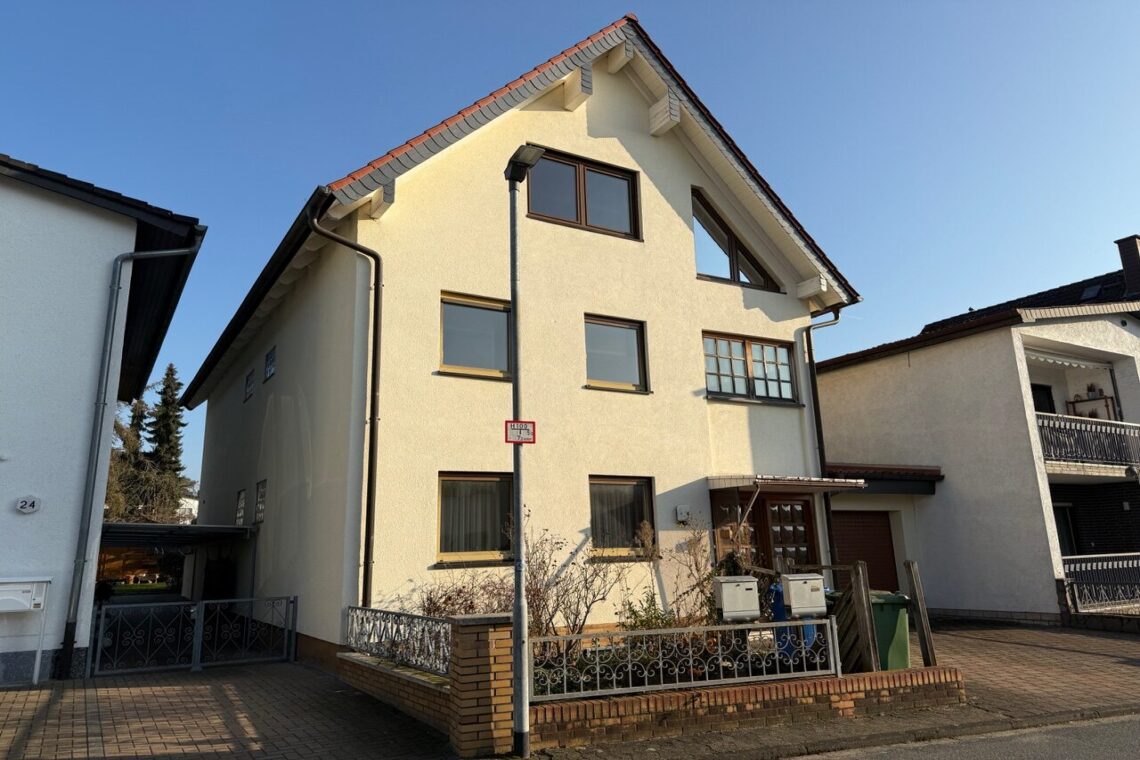 Bickenbach – Großes 1-2 FH od. Generationenwohnhaus