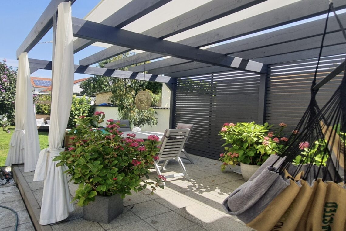 Hähn­lein – Frei­ste­hen­des EFH mit grü­ner Gar­ten­oa­se